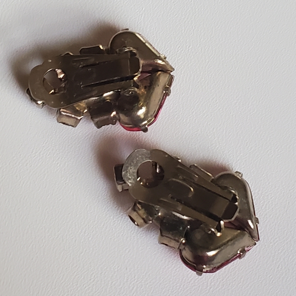 Vintage Rhinestone Brooch Earring Set - Picture 17 of 17
